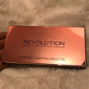 REVOLUTION Strobe Lighting Palette